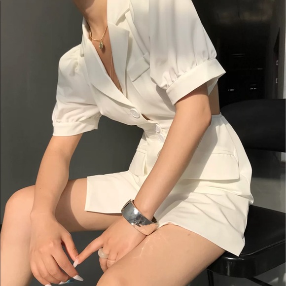 Meet your posher, Nancy! - Picture 6 of 8